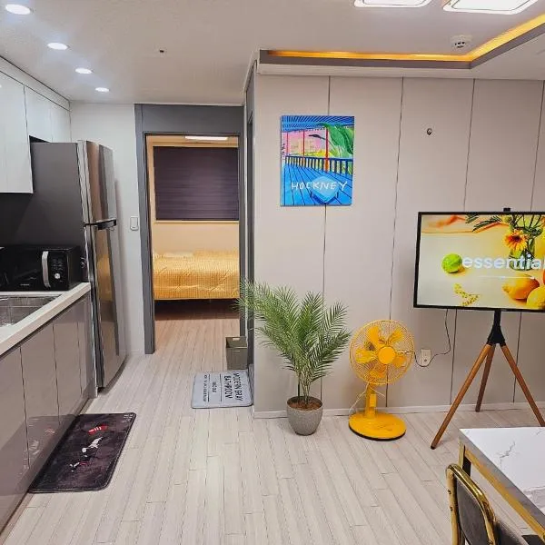 화곡역 청결 감성투룸, hotel in Seoul