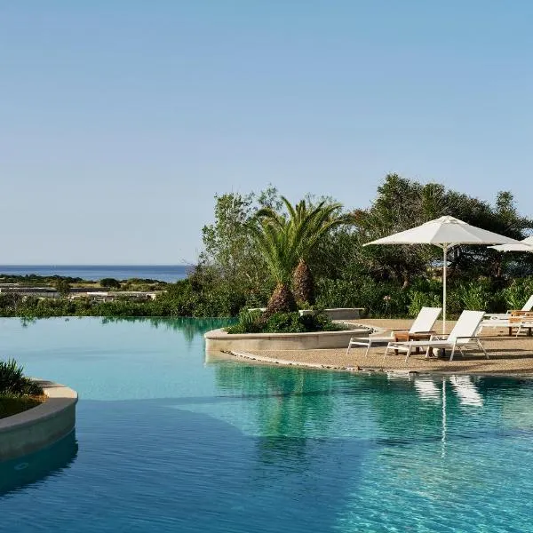 ザ ウェスティン リゾート コスタ ナヴァリノ(The Westin Resort, Costa Navarino)、Romanósのホテル