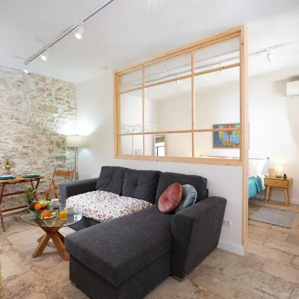 20-24 old town suite, hotel v destinaci Corfu