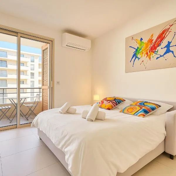 FRGK - 127 Croisette " Modern Studio 40m2 Palm Beach", hotel in Cannes