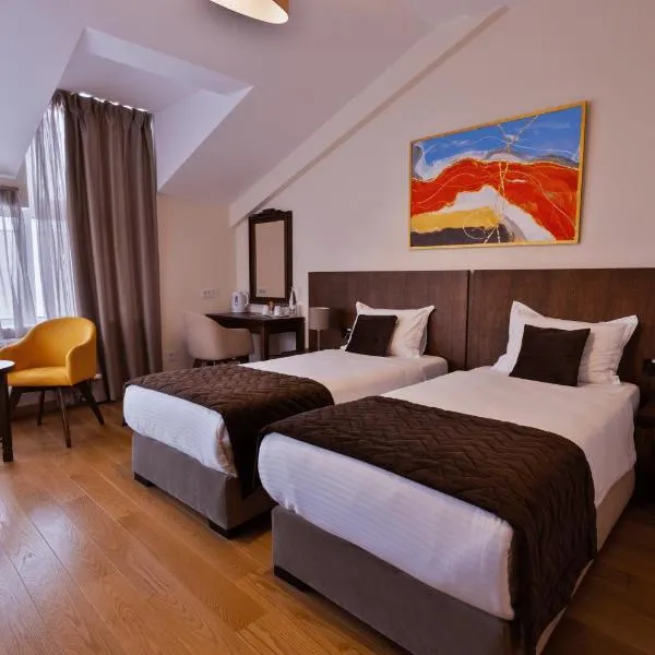 Vinarija Aleksandrović Rooms, hotel in Topola