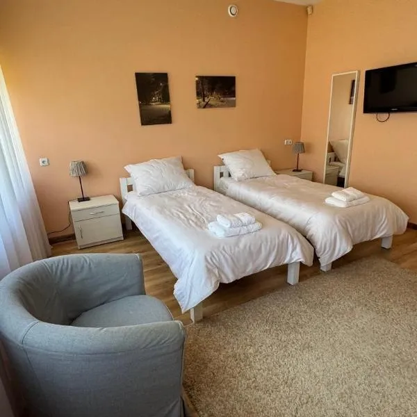 Apartamentai KAVA, hotel in Zarasai
