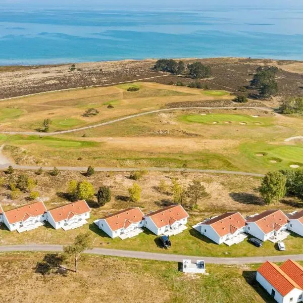 Modern Holiday Haven in Læsø, hotel v destinaci Læsø