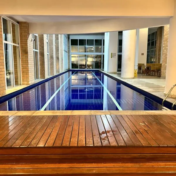 Lindo Duplex com closet, hotel in Sao Paulo