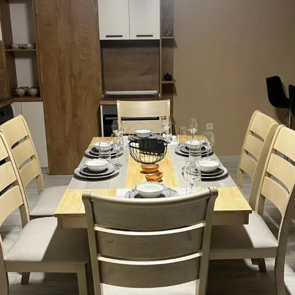 Апартамент Балкан Тауър, hotel in Gabrovo