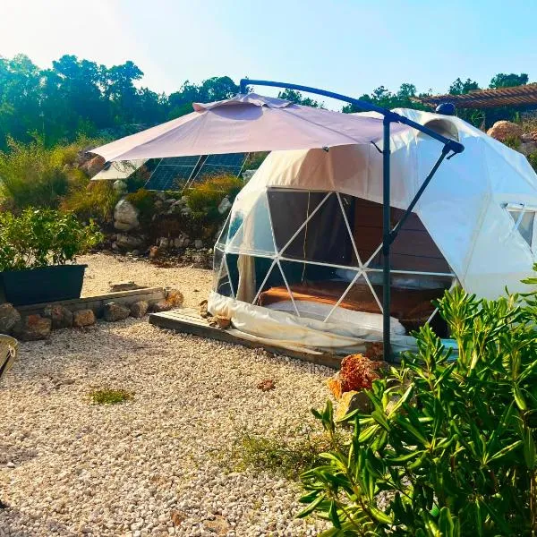 Glamp Rose, hotel u gradu Rose
