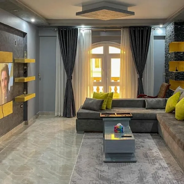 El Obour Home - العبور, hotel i Obour