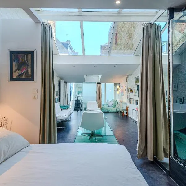 MODERN LOFT near BEACH, hotel v destinaci Dinard