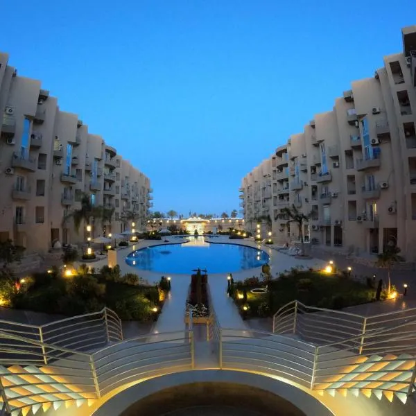 Hurghada Princess resort, Private Sandy Beach & 3 Pools, hotel in Hurghada