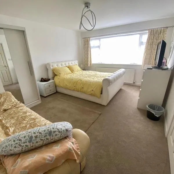 Raj Rentals Ensuite, Hotel in Birmingham