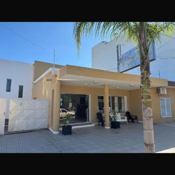 Hotel Sevilla, hotel in Termas de Río Hondo