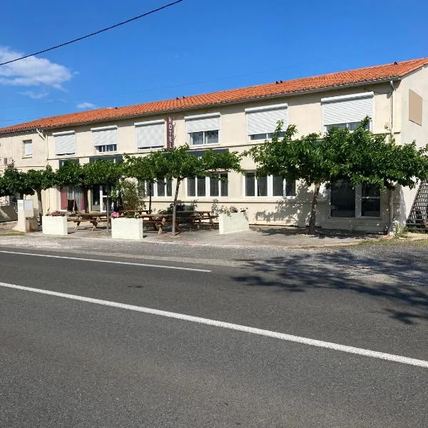 HOTEL RESTAURANT Chez Nous, hotel a Fitou