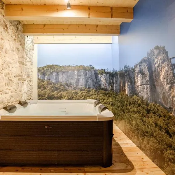 La Perla a Lumignano - ai piedi della falesia, hotel v destinaci Longare