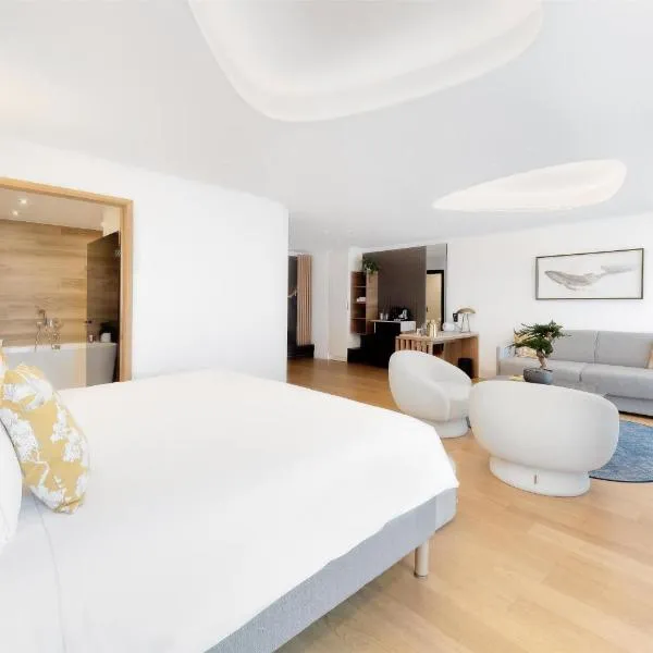 GOLDEN TULIP LYON OUEST TECHLID Hotel & Spa、リモネストのホテル