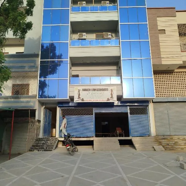 Hotel Crown Plaza, Near Karachi Airport, Darul sehat Hospital, Dow, Agha khan and Liaqat Hospital, hotel in Karachi