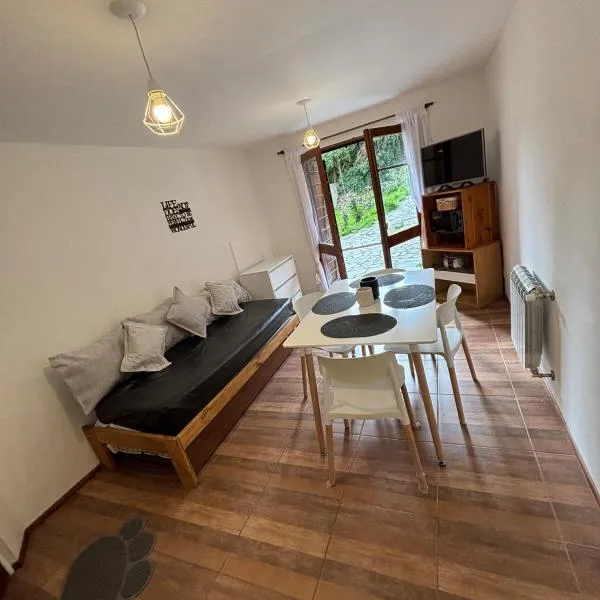 Cerros y huellas, hôtel à San Carlos de Bariloche