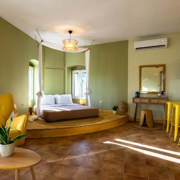 Nonna's Eftihia cottage on the hill, hotel em Argostólion