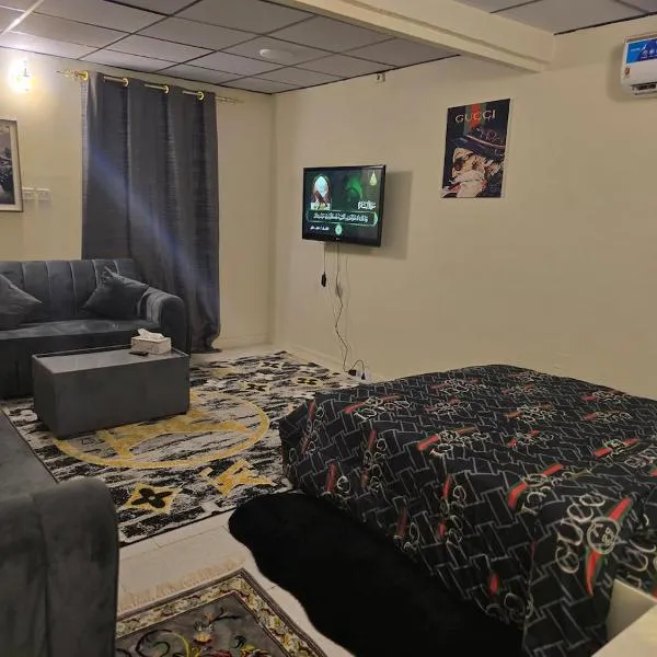 studio qattara, hotel v destinaci Al Ajn