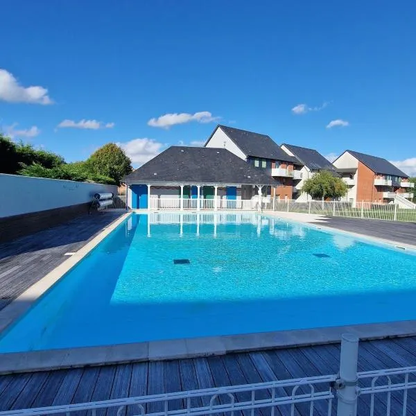 Superbe appartement en residence avec piscine, hotel a La Rivière Saint Sauveur