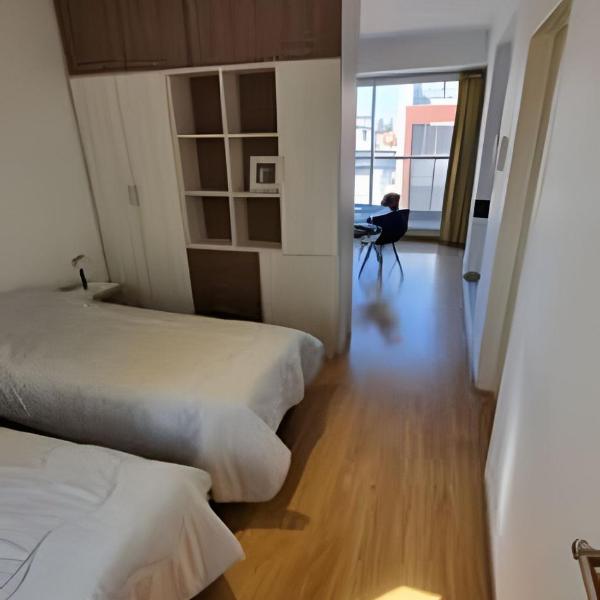 Luminoso en último piso. Con laundry, parrilla y pileta, Buenos Aires