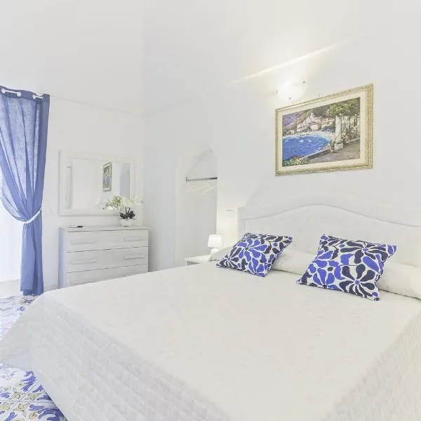 Palazzo Trara - Holiday Rooms, Hotel in Scala