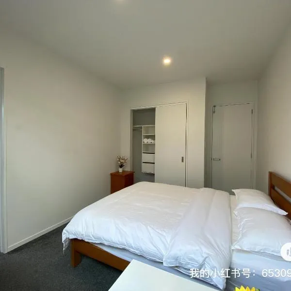 CozyNest3 -Private entrance and bath, hotell Aucklandis