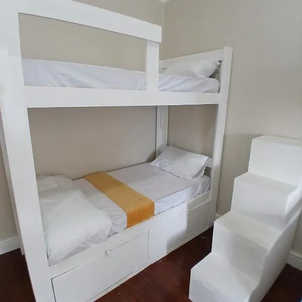 336 on Victoria Backpackers, khách sạn ở Cape Town