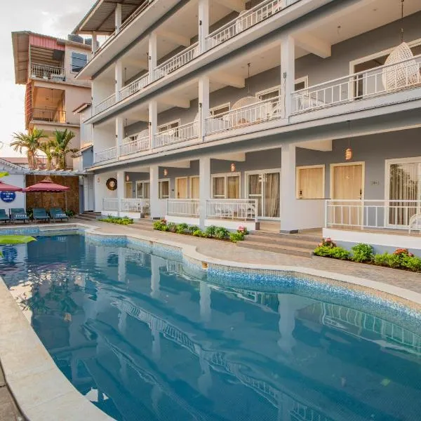 Alaya Stays Gracias Retreat near Ashvem Beach 3 minutes Walk From The Beach, hotel v destinaci Morjim