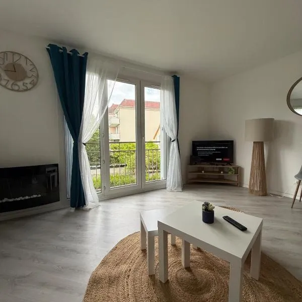 Cozy, quiet and bright studio – hotel w mieście Arpajon