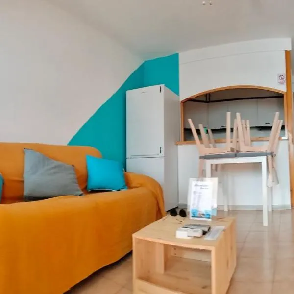 Casa Jana, hotel en Los Alcázares