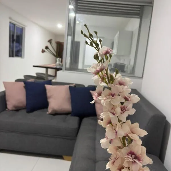 Moderno Apartamento Central โรงแรมในOcaña