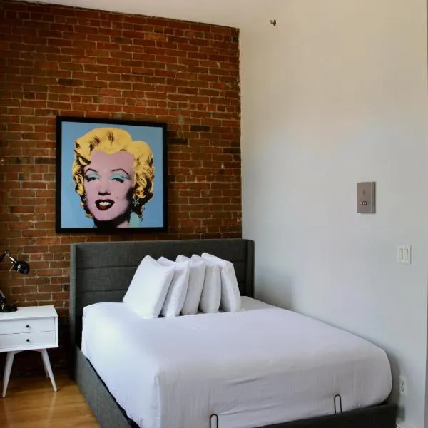 Stylish Downtown Studio in the SouthEnd, C.Ave# 3, hotel in Boston