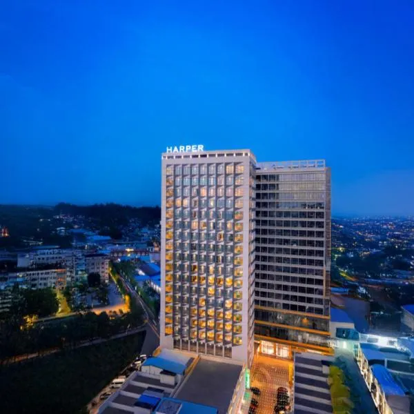 Harper Premier Nagoya Batam, Hotel in Nagoya