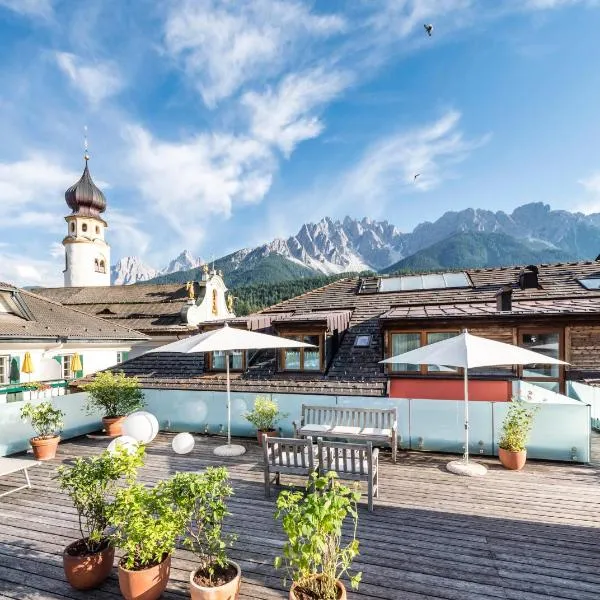 Boutique & Gourmet Hotel Orso Grigio, hotell sihtkohas Innichen