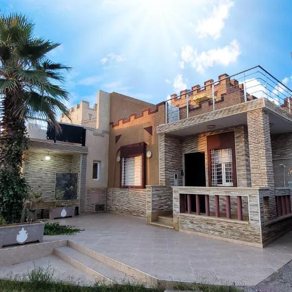 Sunset Villa by the Ocean, hôtel à Ibekhchach