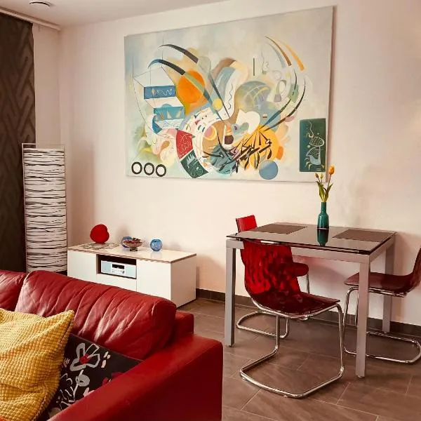 AAM Ferienwohnung 75qm Saarlouis citynah PP WiFi, hotel in Saarlouis