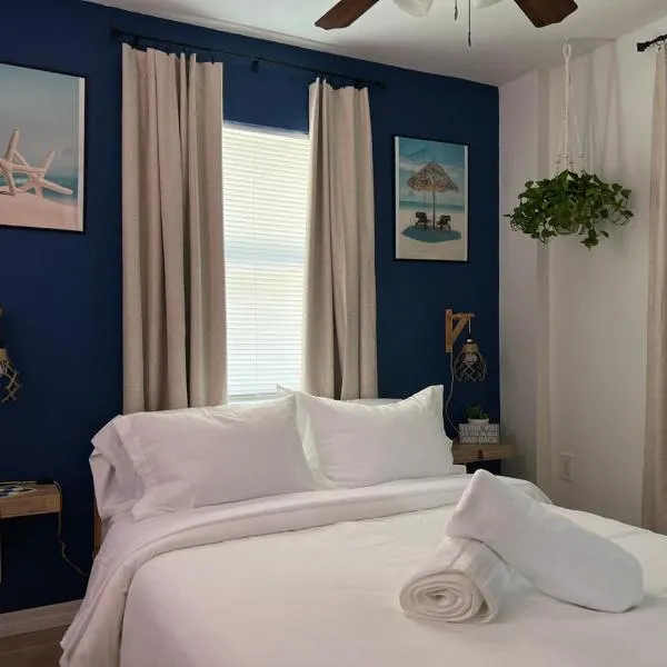 Private, cozy, beach guest-suite B, hotel en Venice