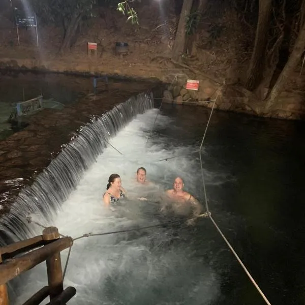 Rio Quente Aguas da Serra Apart 008B, hotel in Rio Quente