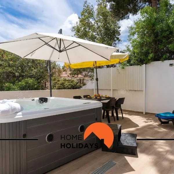 #266 Luxurious Villa Bellagio, hotel em Vale de Pedras