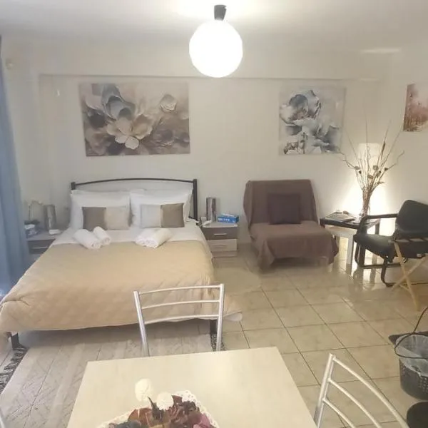 Lavrio center - Thanasis' Studio, Hotel in Lávrio