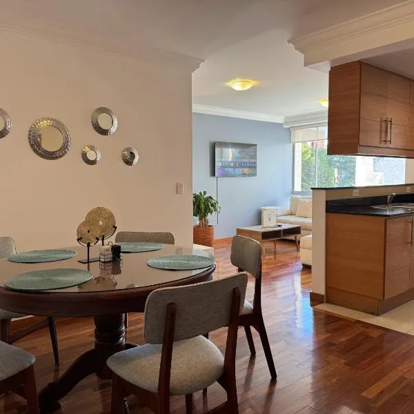 Hermoso Apartamento Calle Whymper - 2 Habitaciones - Quito, ξενοδοχείο σε Κίτo