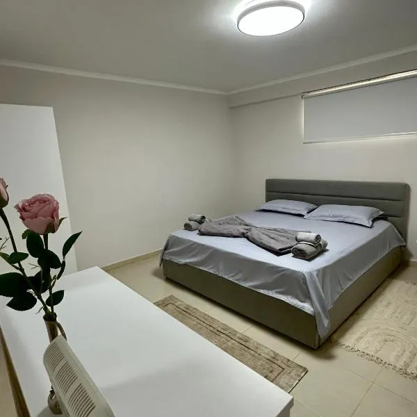 New Bazaar Cozy Villa, hotel in Tirana