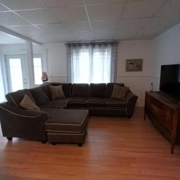 Le Narval Hébergement Touristique, Hotel in Saint-Siméon