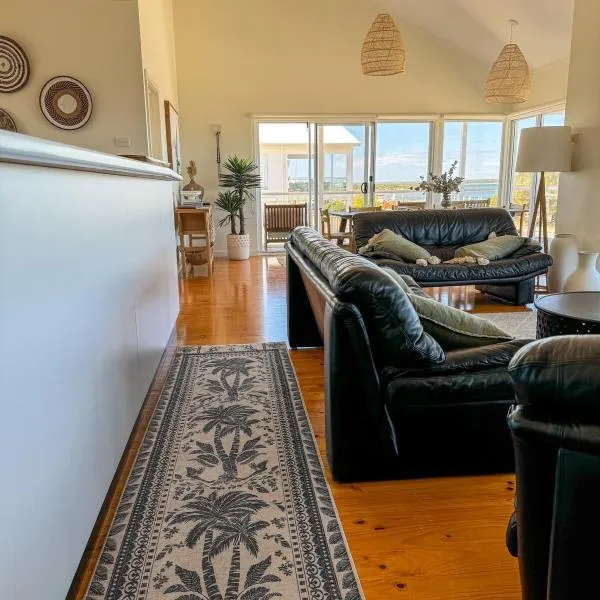 Océane Beach House Marion Bay South Australia, hotel in Marion Bay