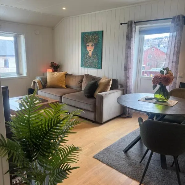 By the city center Free parking Newly renovated, מלון בקירקנס