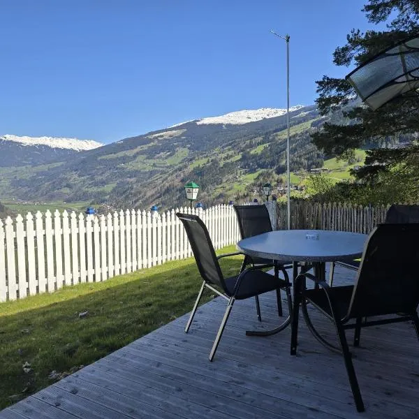 Tiny House Lodges Zillertal, hotel v destinaci Unterberg