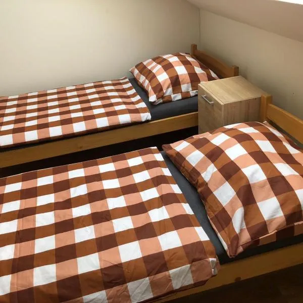 Sleep & Go Czech Republic - Korycany, ξενοδοχείο σε Neratovice