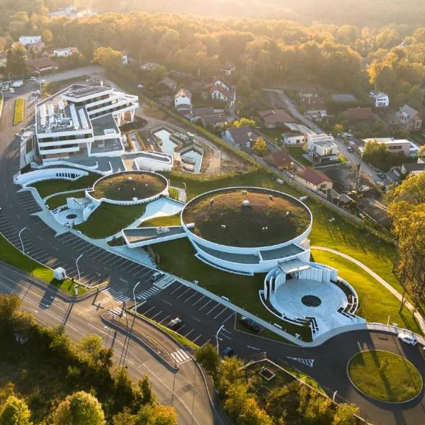 Elania Resort & Spa, hotel v destinaci Kluž