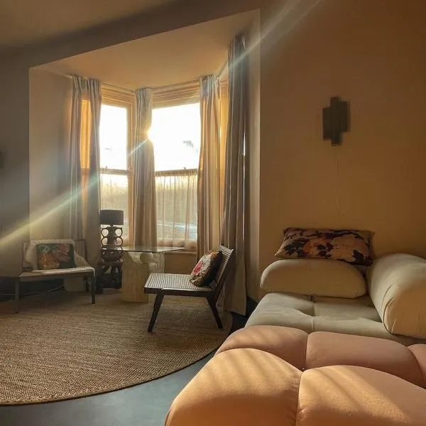 Central Margate Design Flat, ξενοδοχείο σε Margate