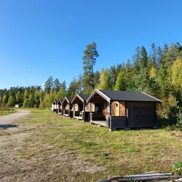 Ofvansjö Gård , Enkel stuga för övernattning på ett fd militärområde, hotel di Sandviken